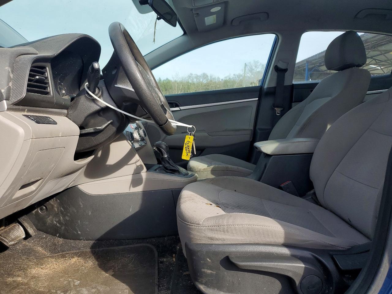 2019 Hyundai Elantra Se - Image 7