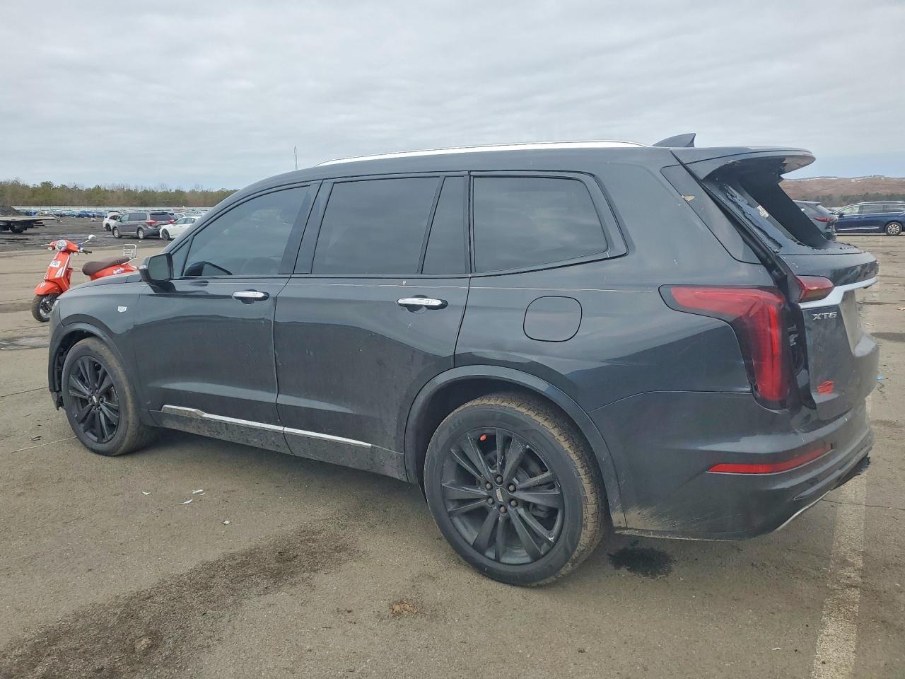 2020 Cadillac Xt6 Premium Luxury - Image 2