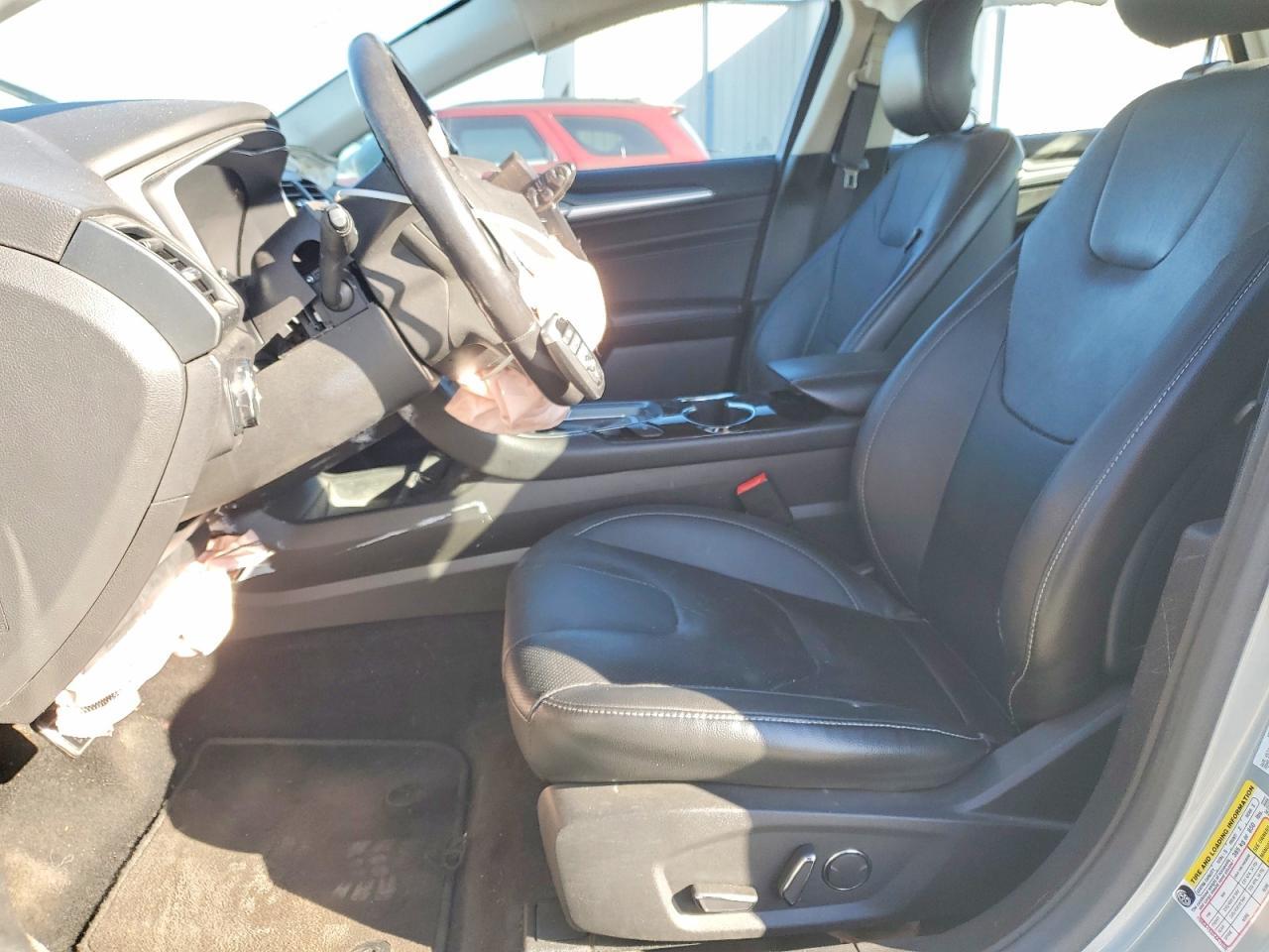 2014 Ford Fusion Titanium Hev - Image 7