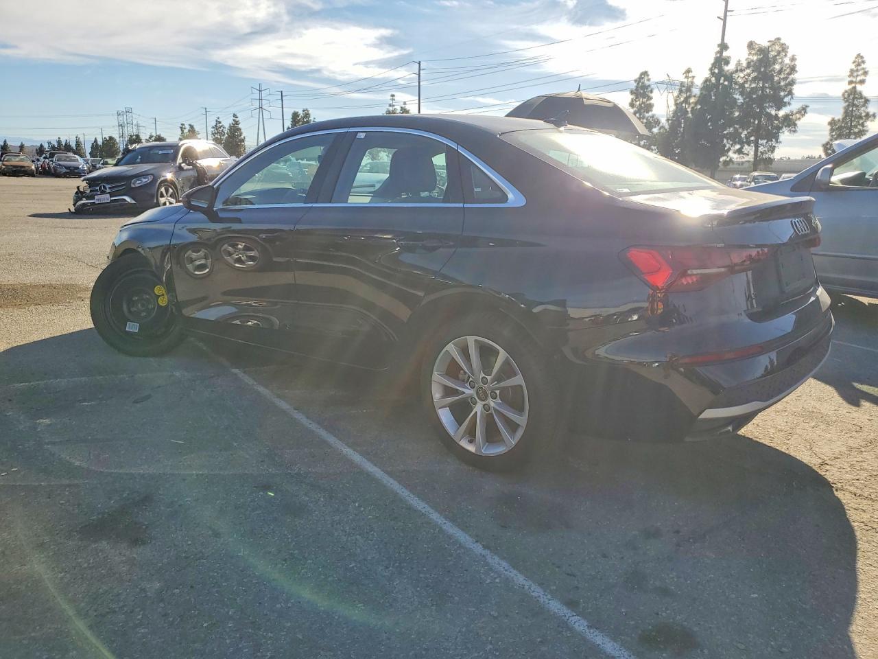 2025 Audi A3 Premium - Фото 2