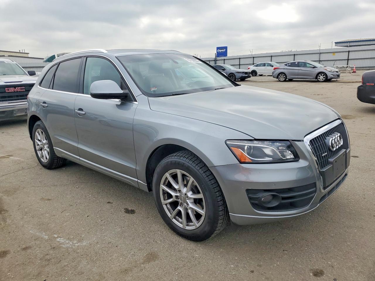 2011 Audi Q5 Premium Plus - Image 4