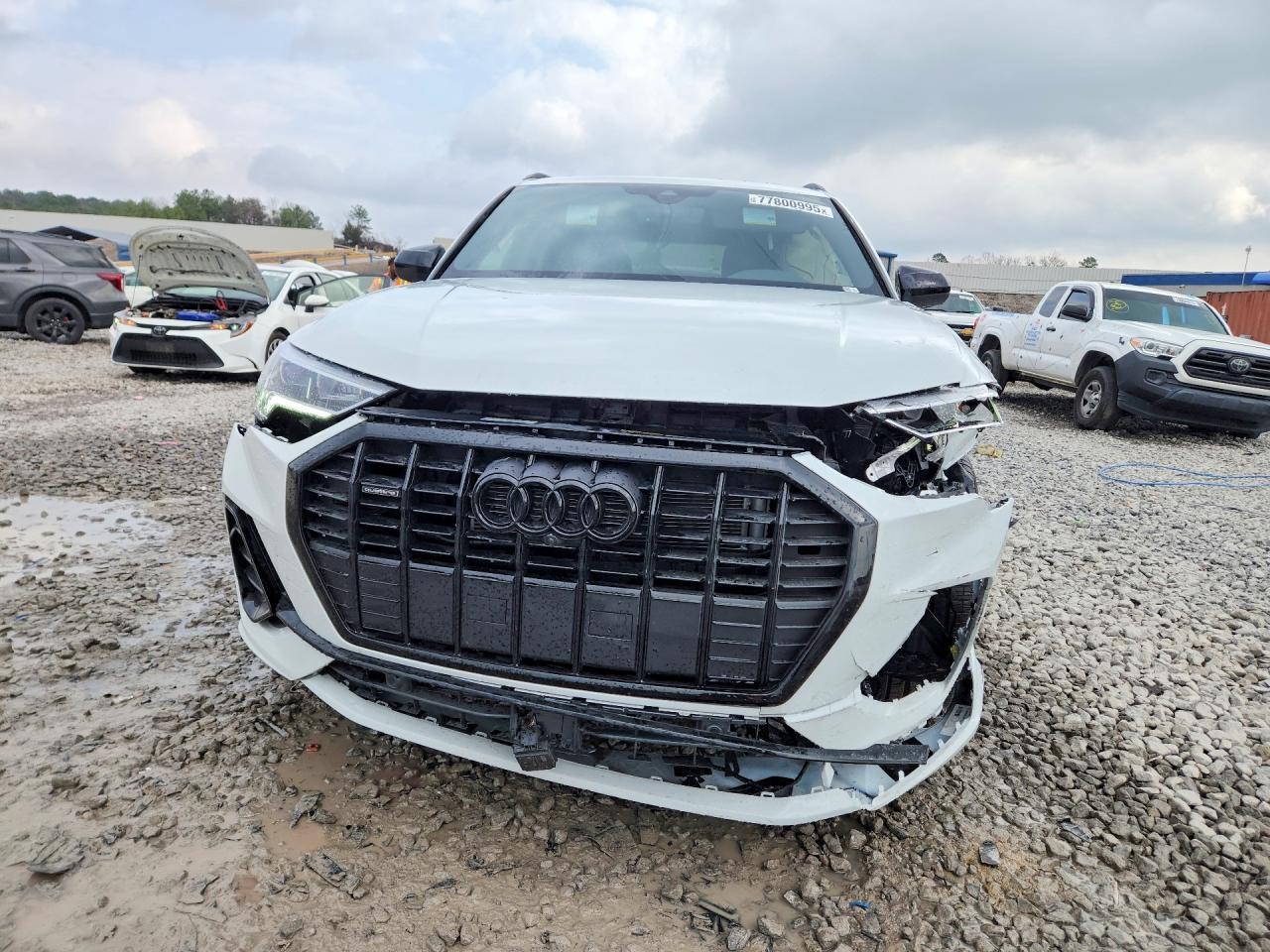 2025 Audi Q3 Premium Plus S Line 45 - Фото 5