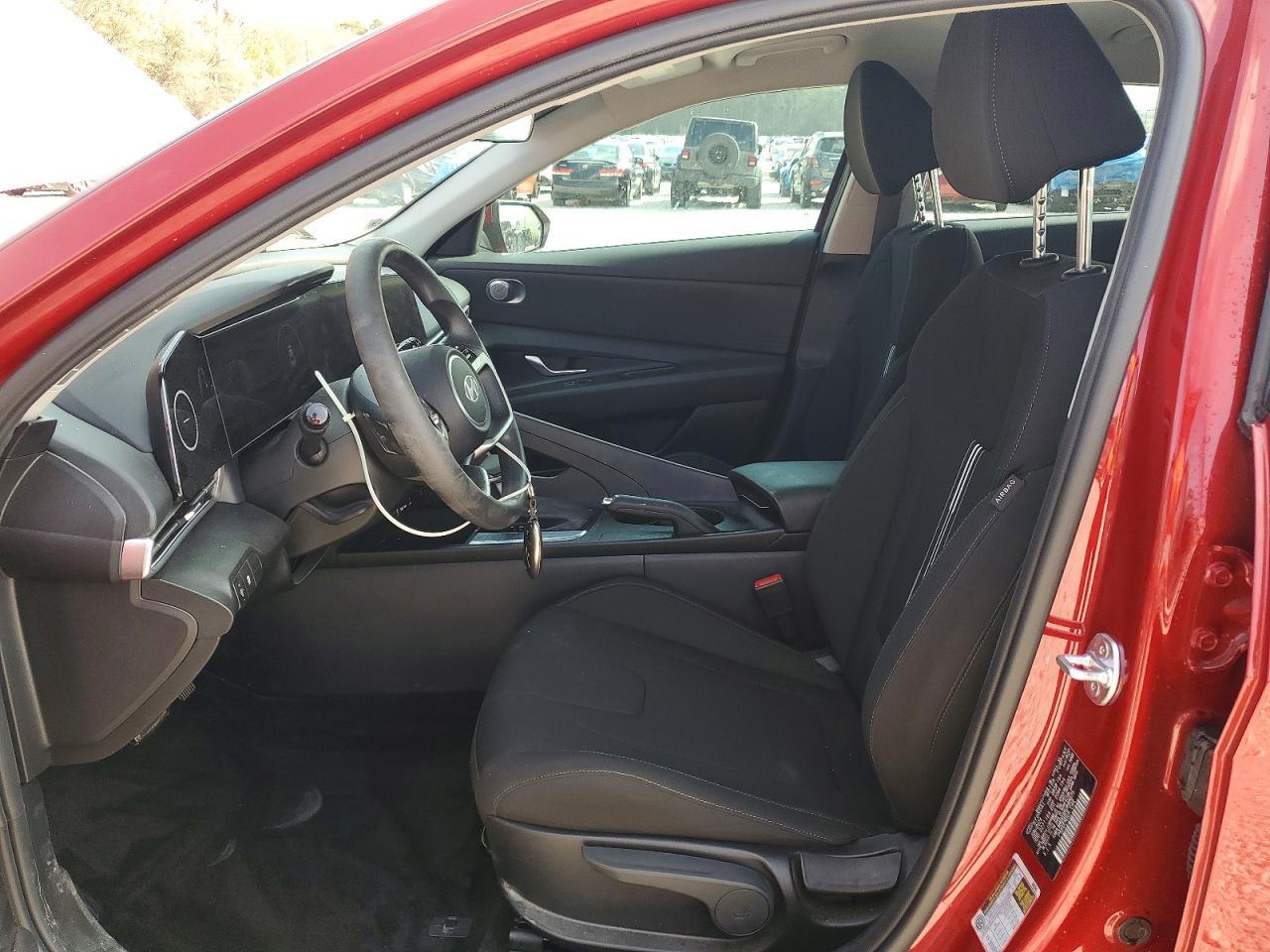 2024 Hyundai Elantra Sel - Image 7