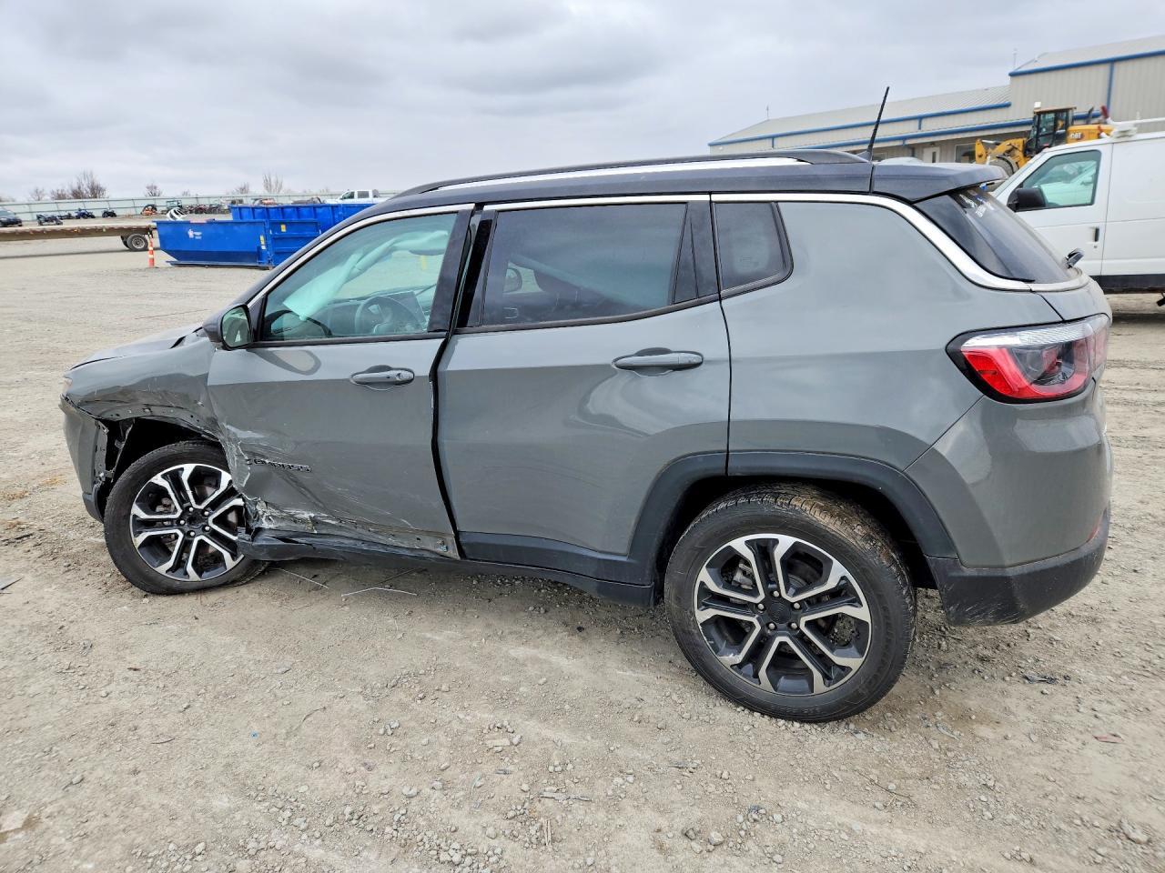 2022 Jeep Compass Limited - Фото 2