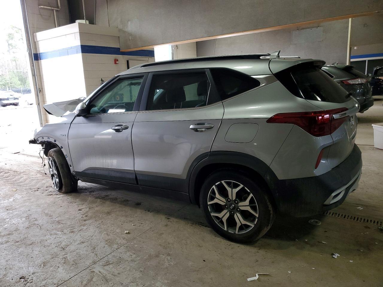 2021 Kia Seltos Ex - Фото 2