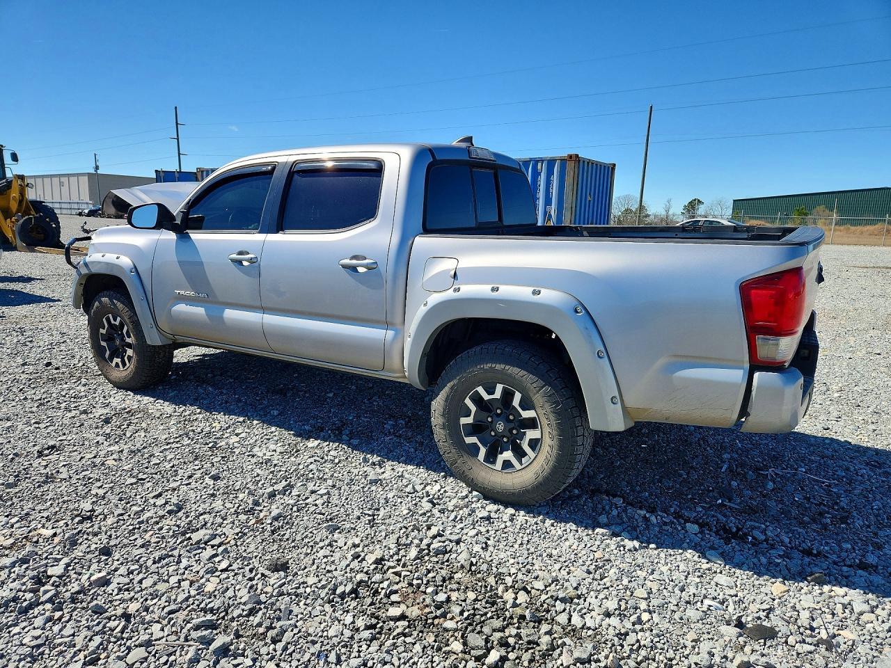 2016 Toyota Tacoma Double Cab - Image 2