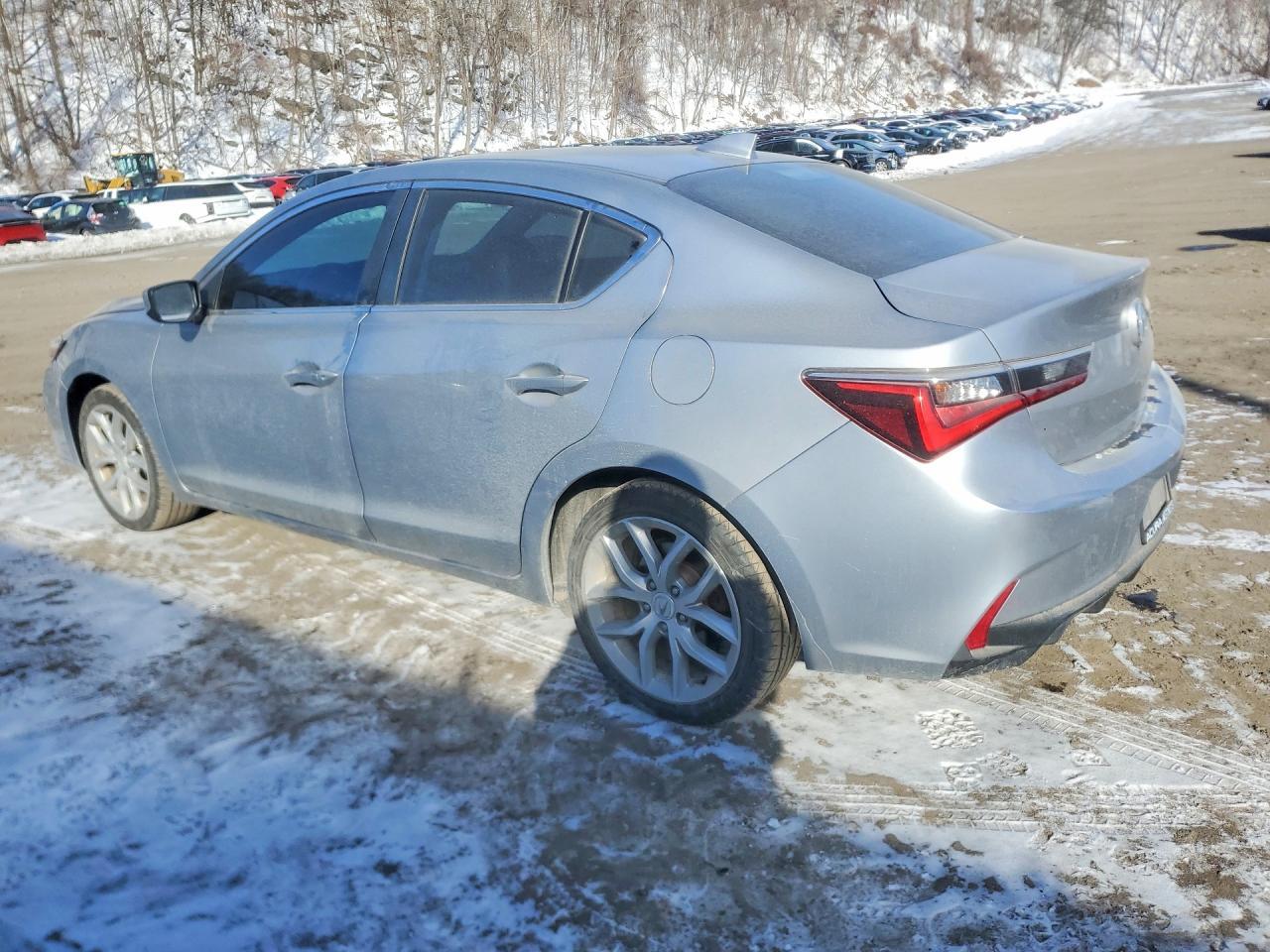 2020 Acura Ilx - Фото 2