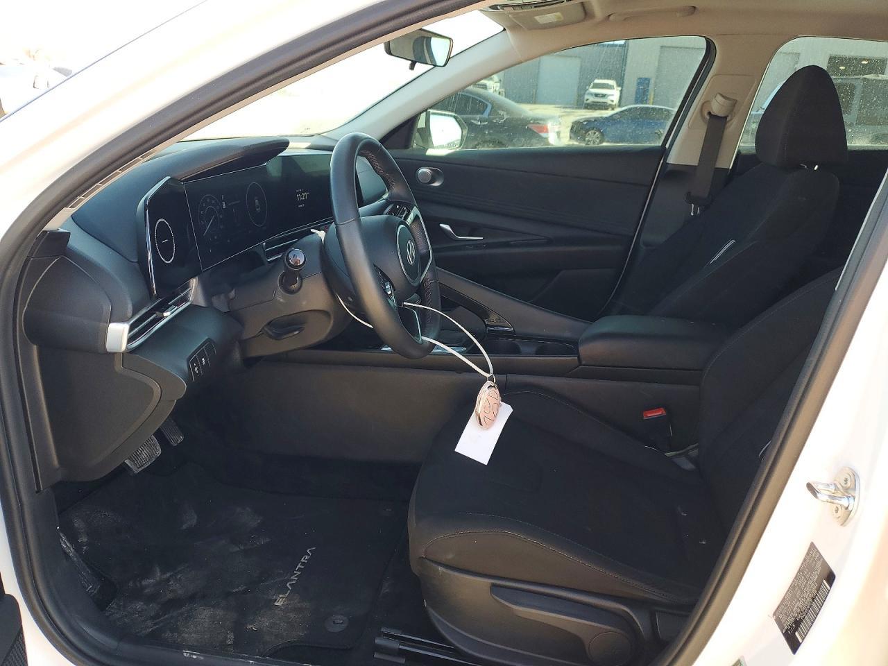 2024 Hyundai Elantra Sel - Image 7