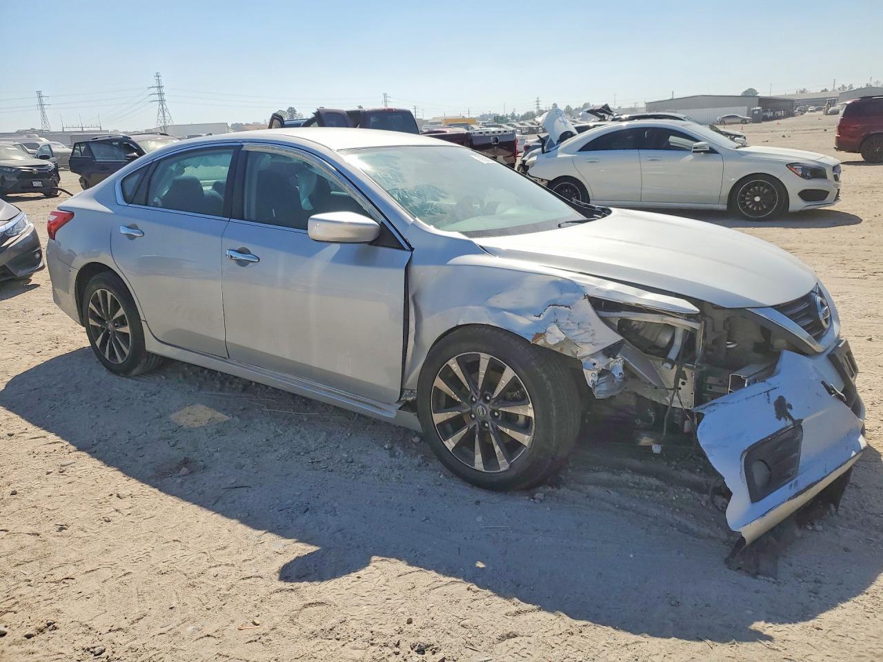 2016 Nissan Altima 2.5 - Фото 4