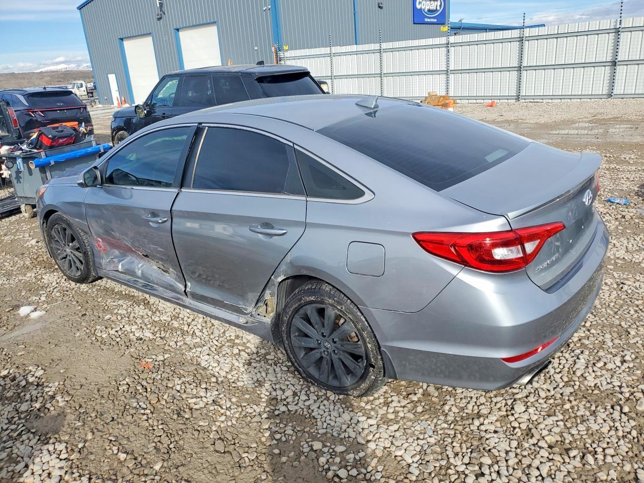 2016 Hyundai Sonata Sport - Фото 2