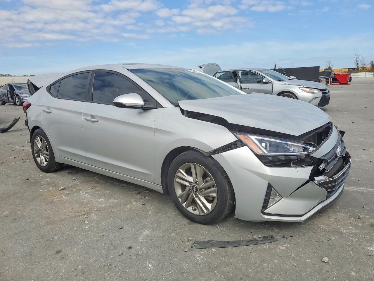 2019 Hyundai Elantra Value Edition - Фото 4