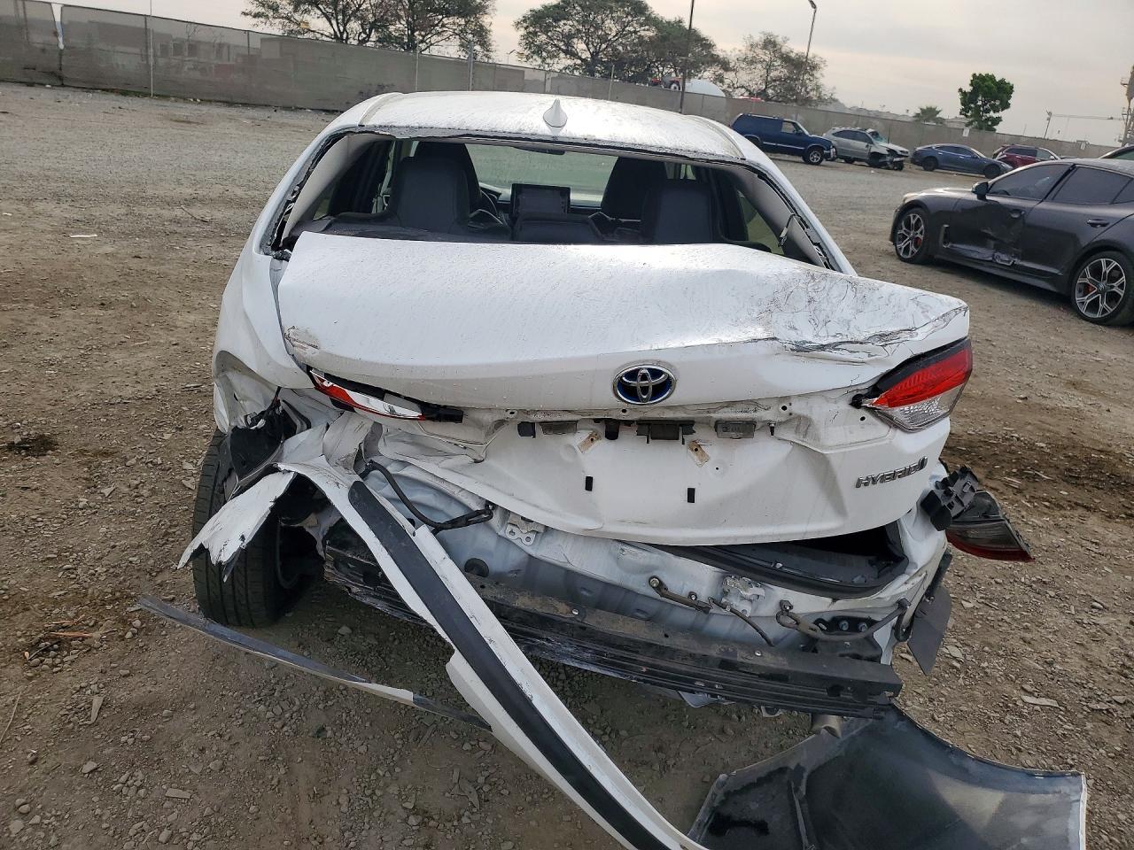 2022 Toyota Corolla Hybrid Le - Фото 6