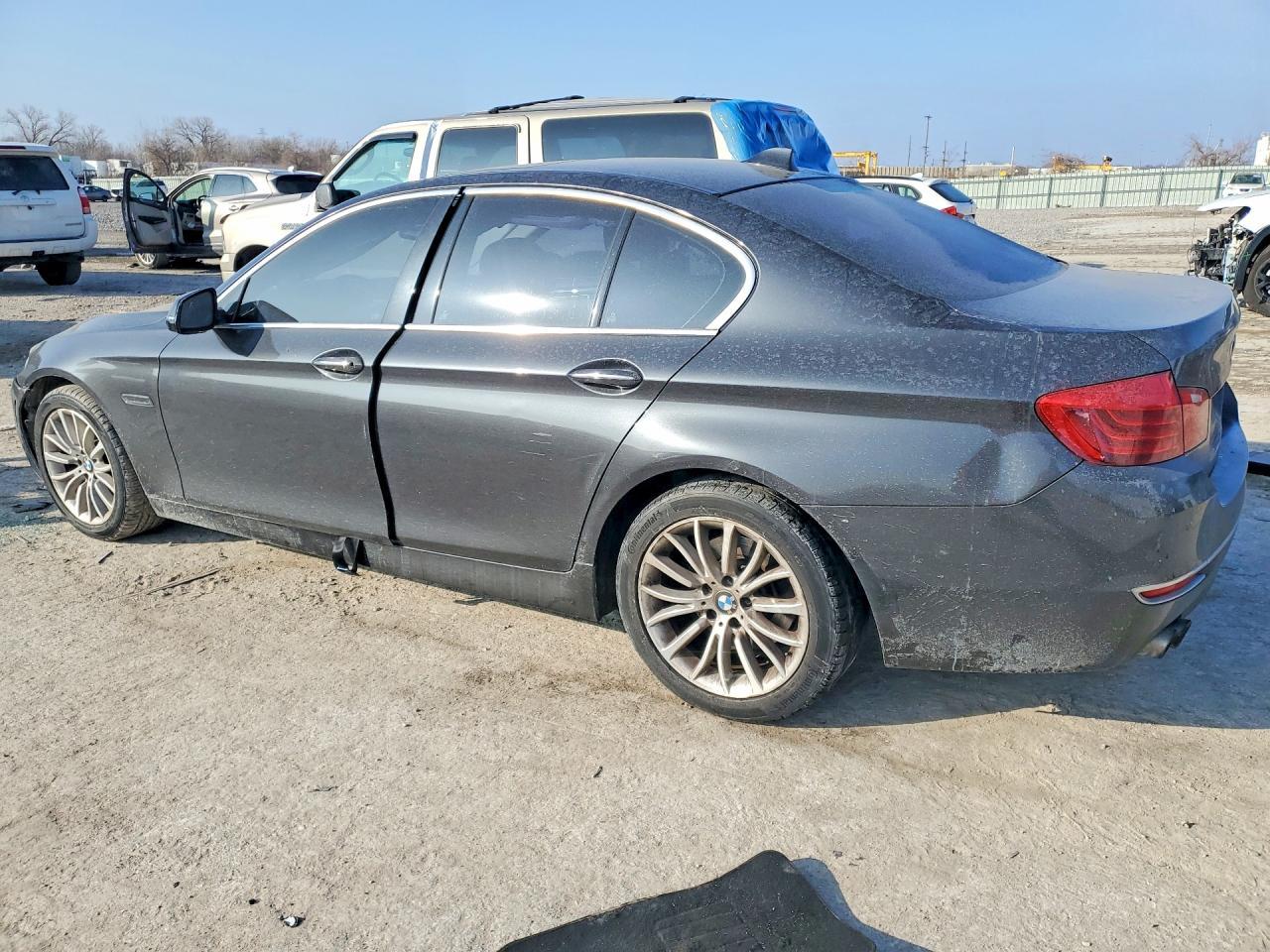 2014 BMW 528 I - Фото 2