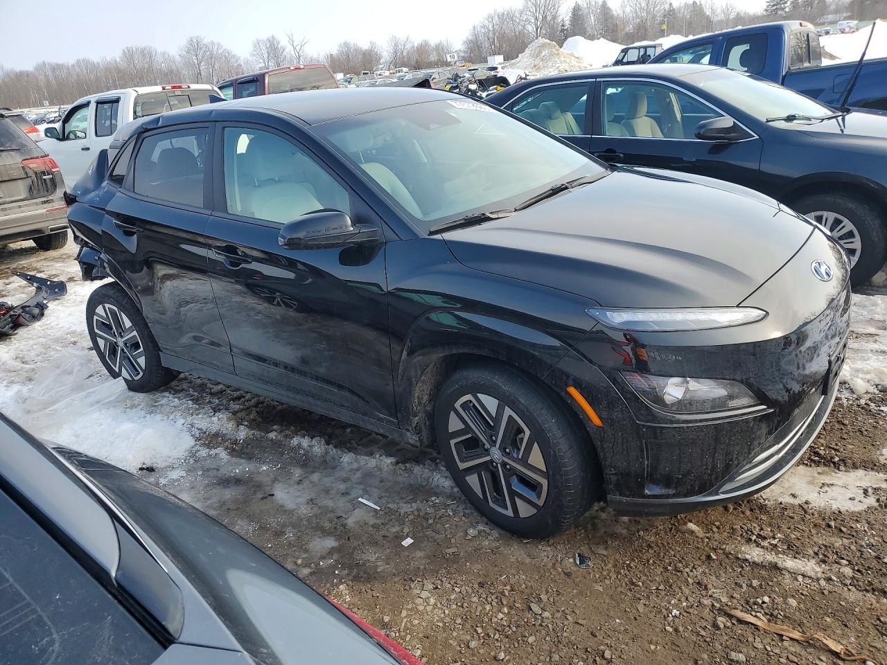 2023 Hyundai Kona Se - Image 4