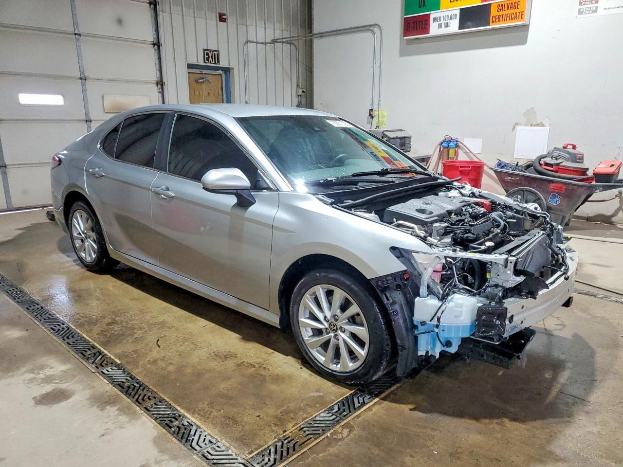 2023 Toyota Camry Le - Фото 4