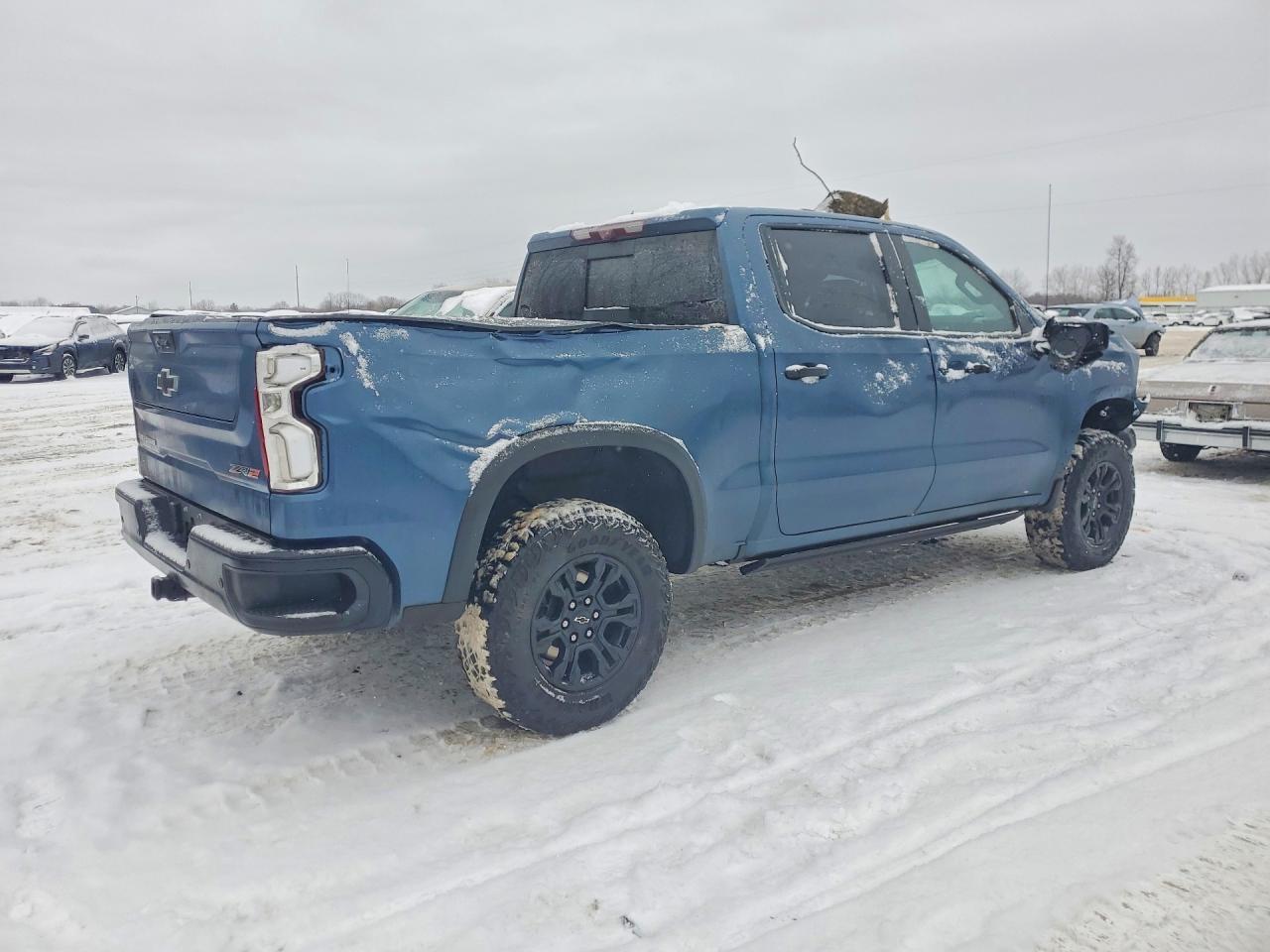 2024 Chevrolet Silverado K1500 Zr2 - Image 3