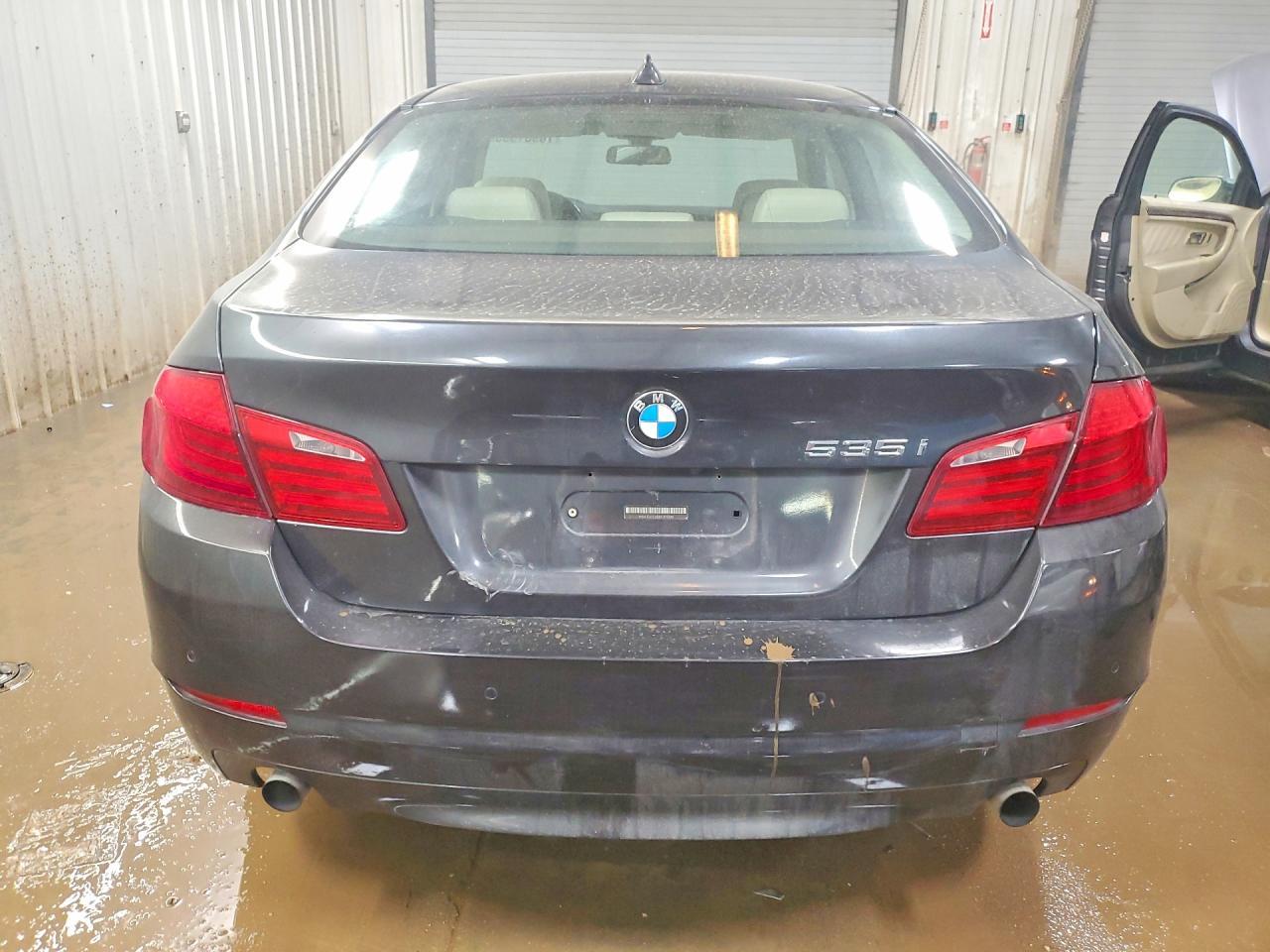 2011 BMW 535 Xi - Image 6