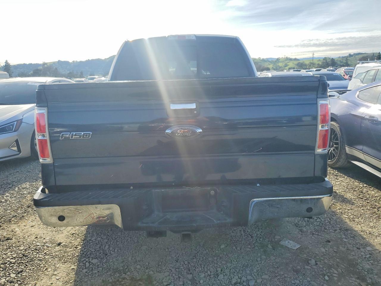 2013 Ford F150 Supercrew - Image 6