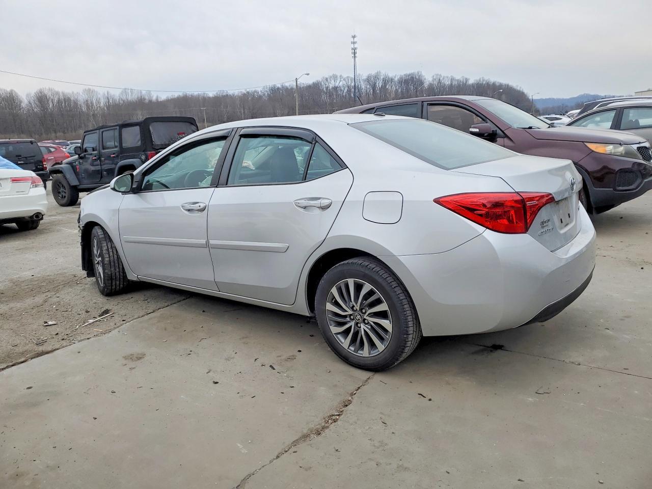 2017 Toyota Corolla Xle - Image 2