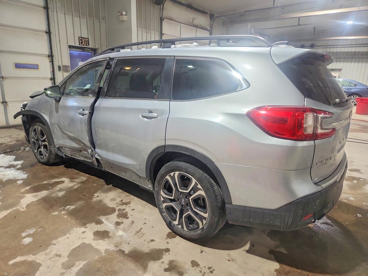 2024 Subaru Ascent Limited - Фото 2