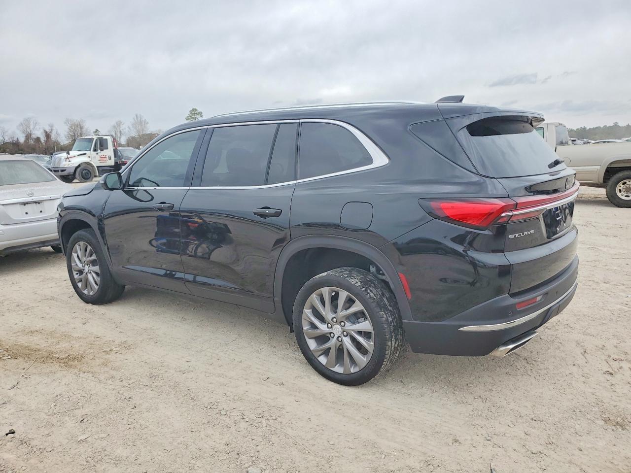 2026 Buick Enclave Preferred - Фото 2
