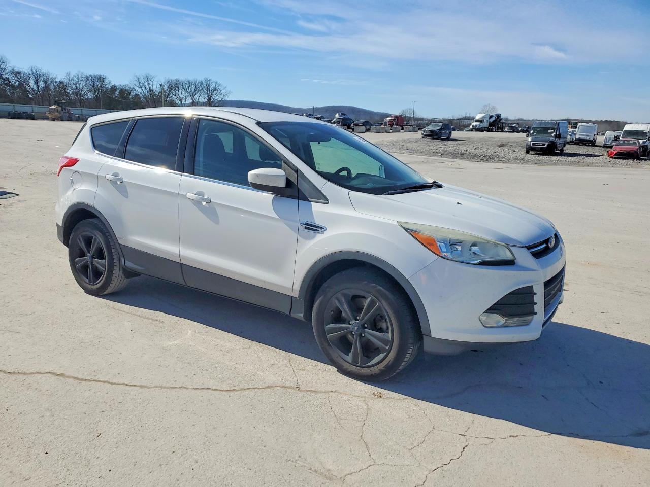 2016 Ford Escape Se - Фото 4