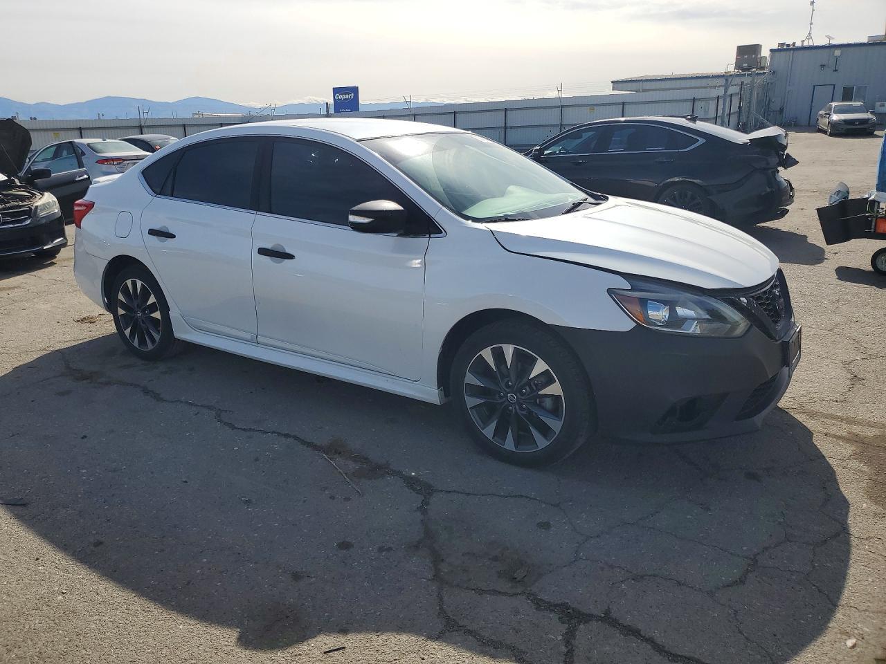 2019 Nissan Sentra S - Фото 4