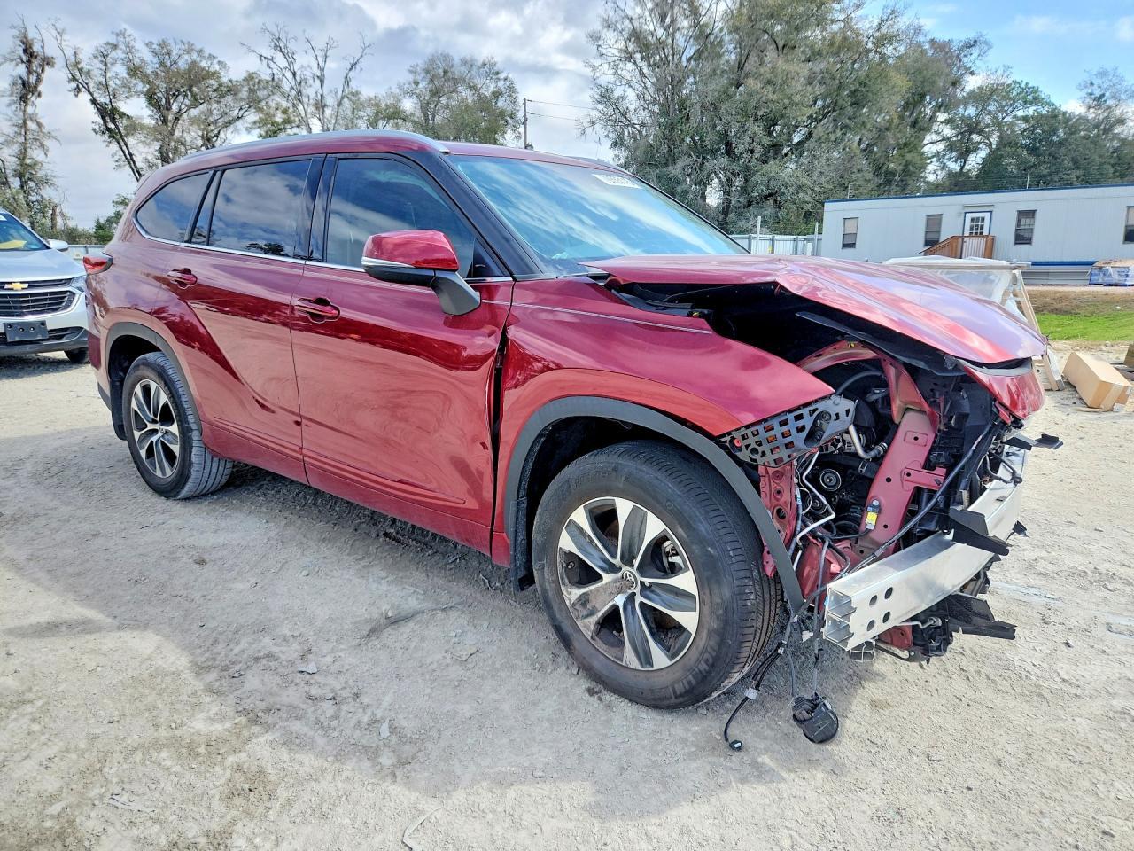 2022 Toyota Highlander Xle - Image 4