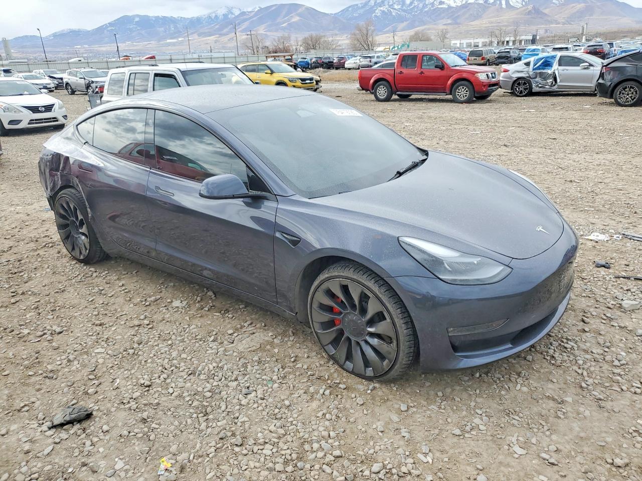 2023 Tesla Model 3 - Фото 4