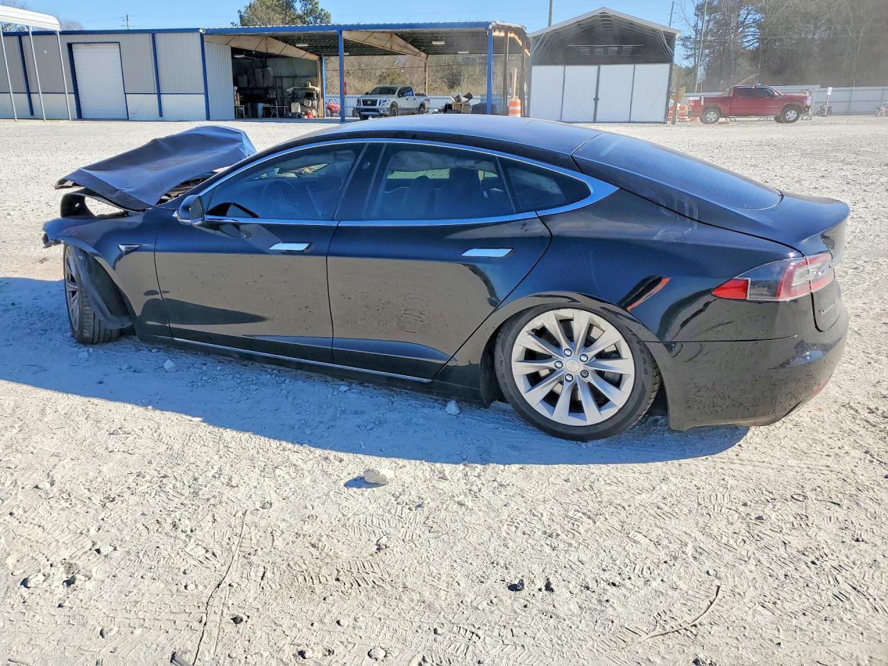 2017 Tesla Model S - Image 2