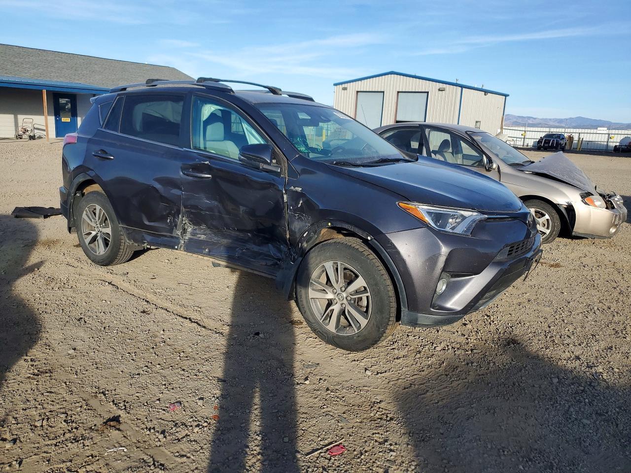 2018 Toyota Rav4 - Image 4