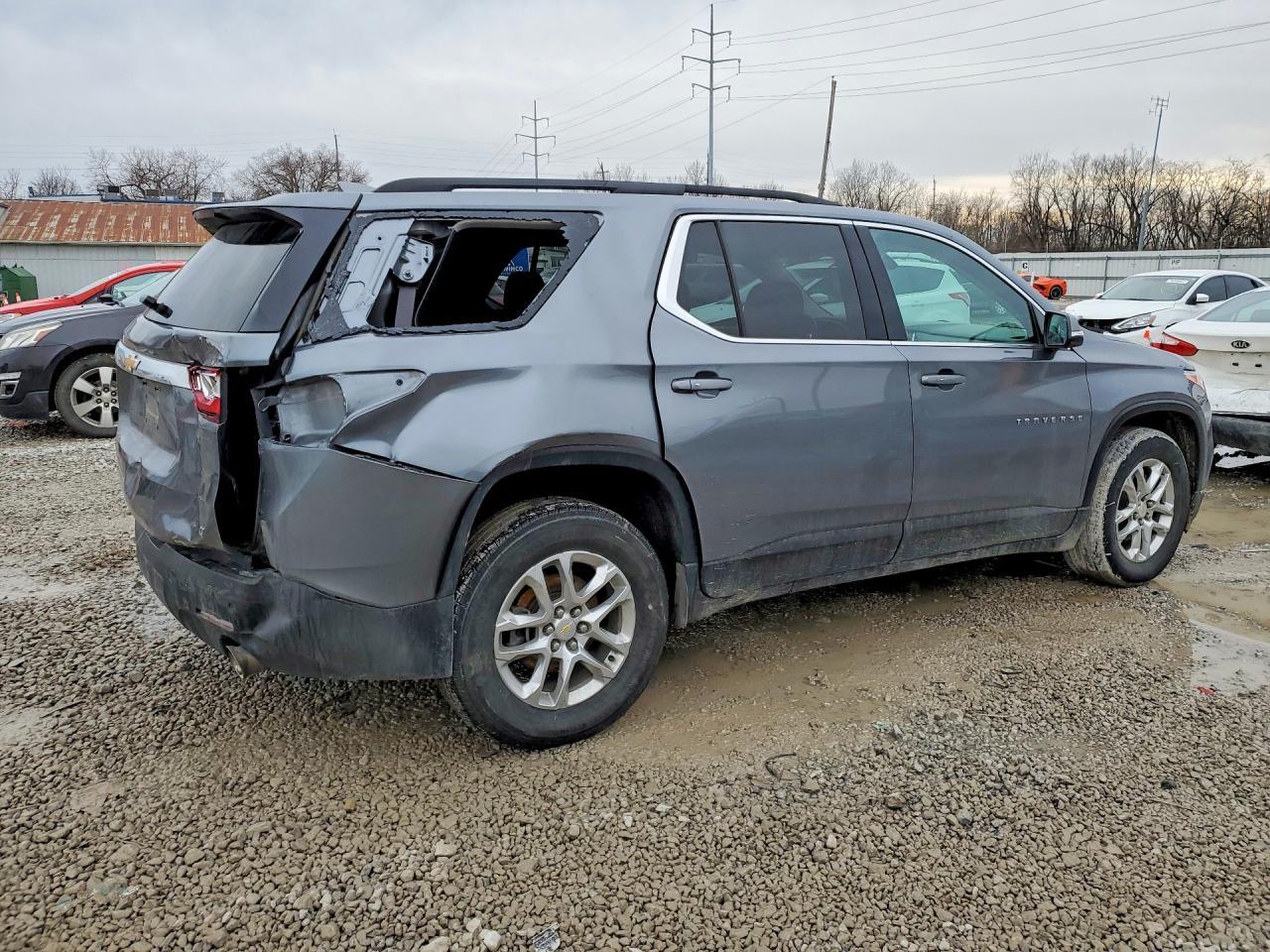 2021 Chevrolet Traverse Lt - Image 3