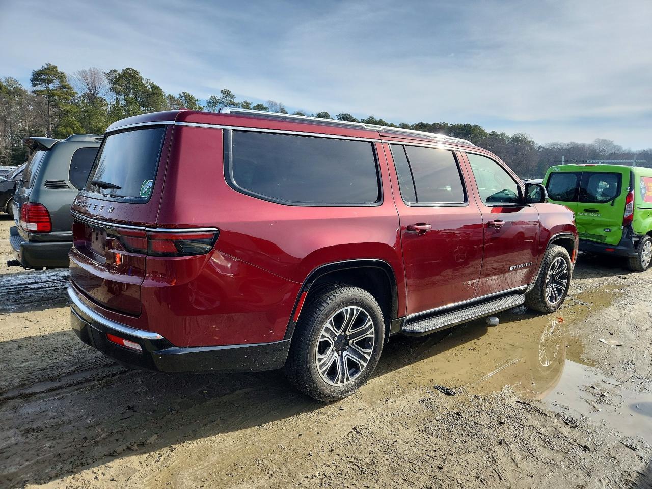 2023 Jeep Wagoneer L Series I - Фото 3
