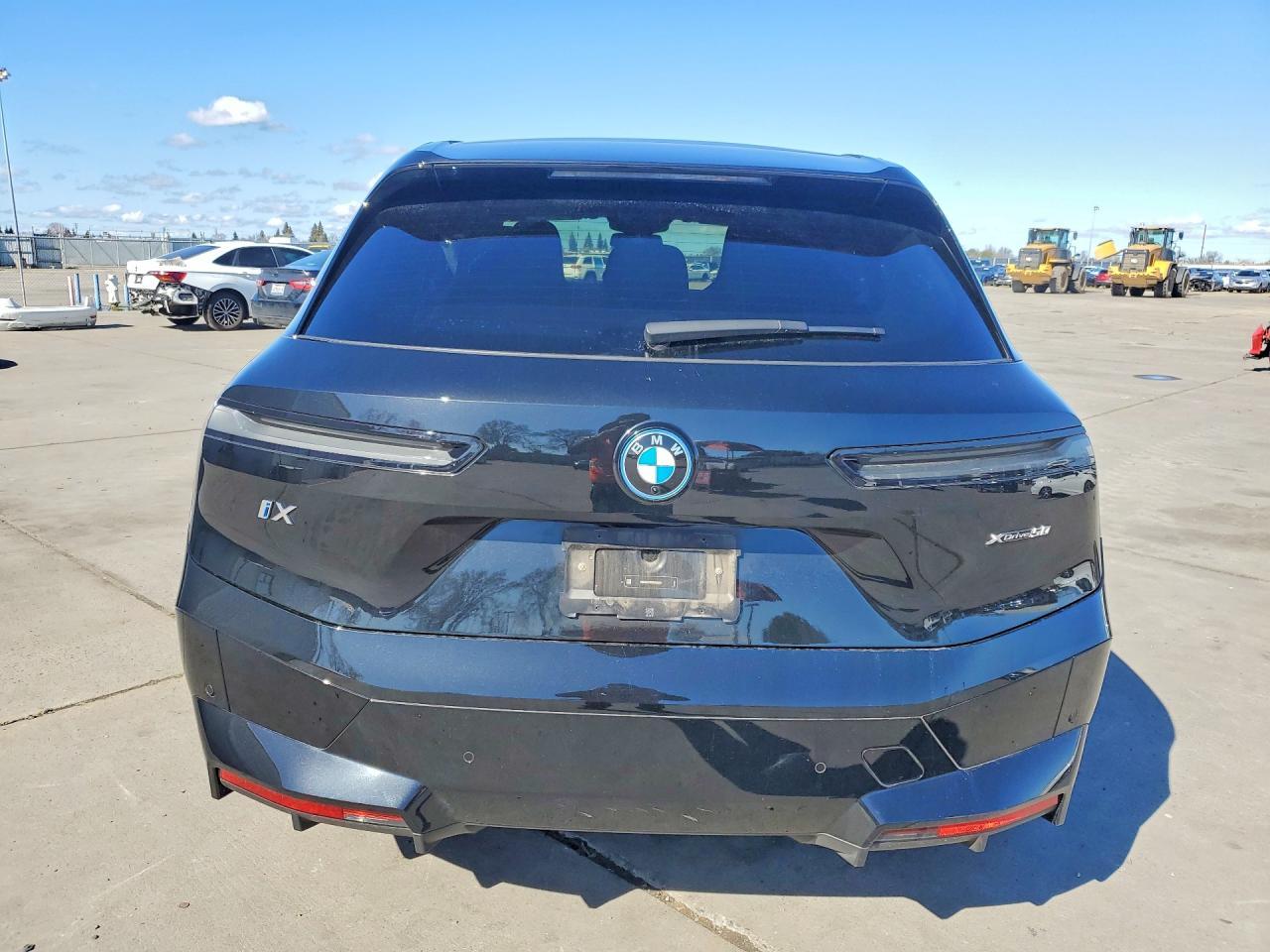 2025 BMW Ix xDrive50 - Image 6