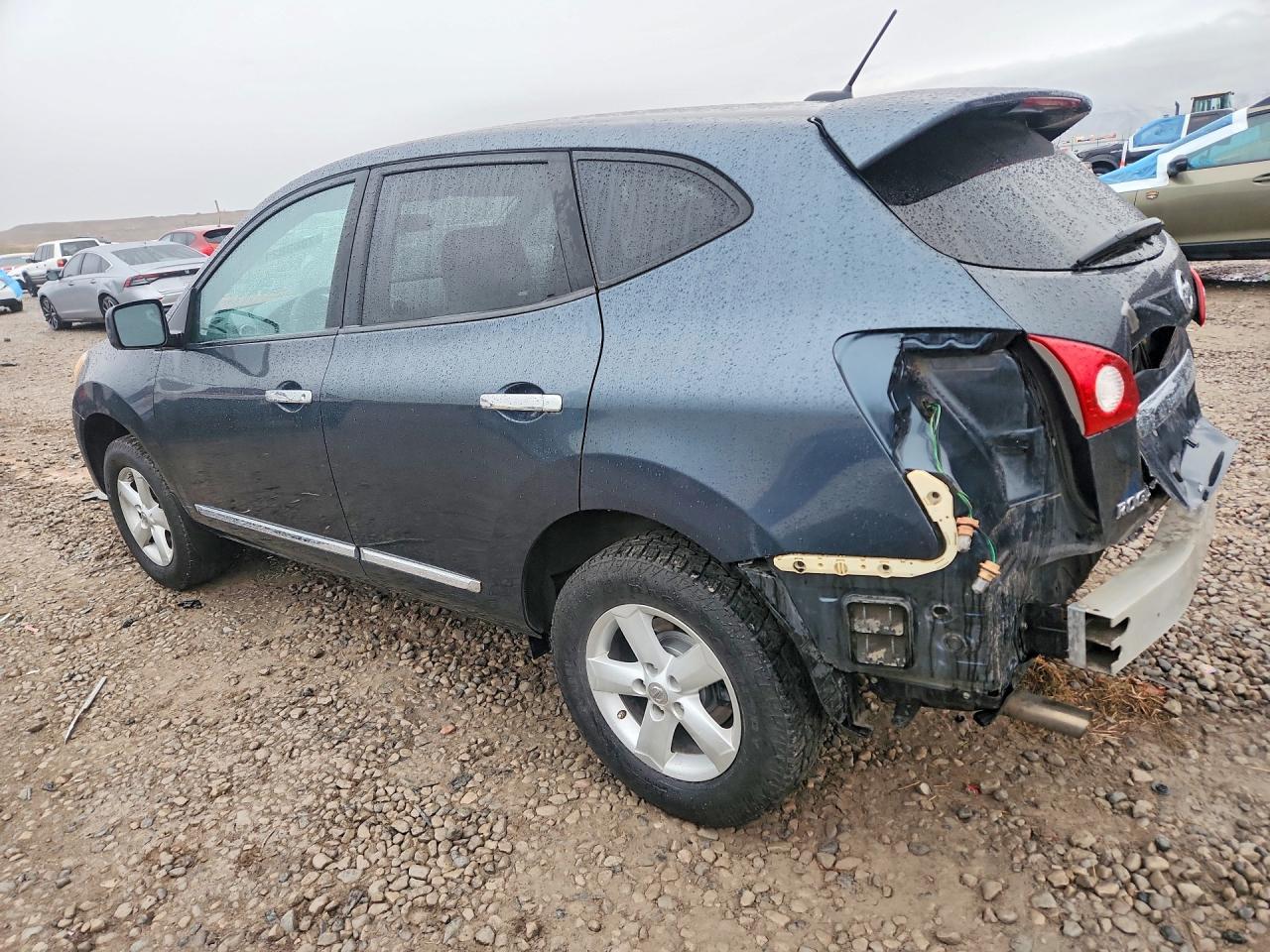2013 Nissan Rogue S - Фото 2