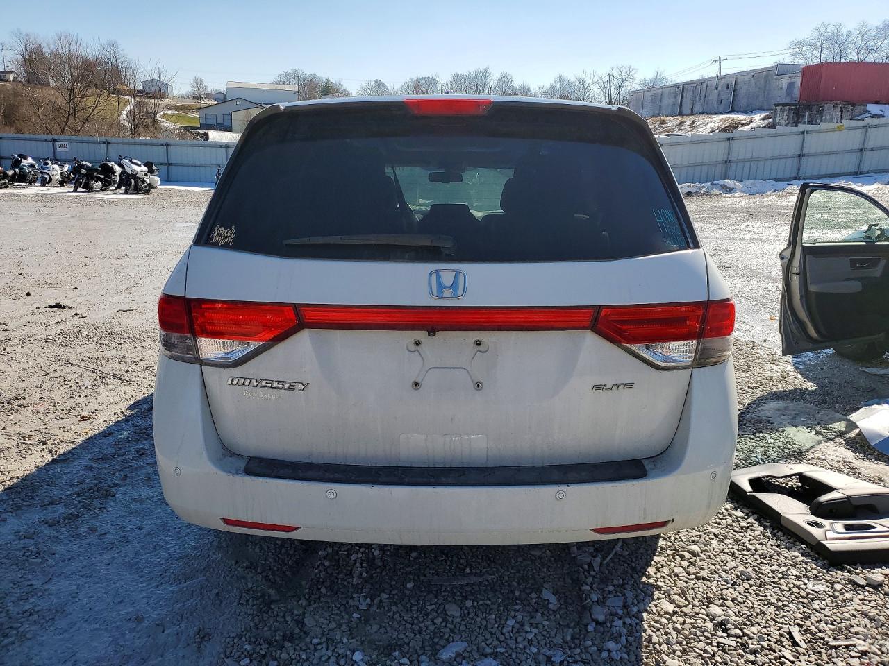 2016 Honda Odyssey Touring - Фото 6