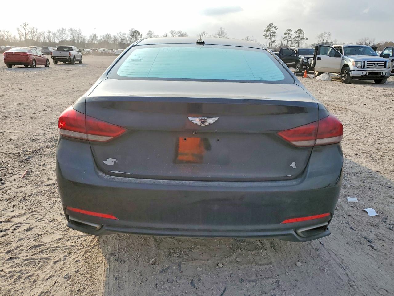 2016 Hyundai Genesis 3.8L - Фото 6