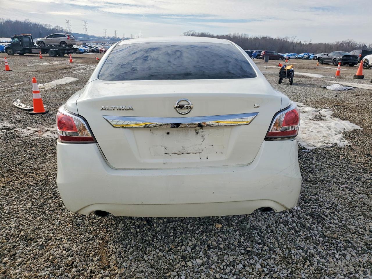 2015 Nissan Altima 2.5 - Image 6