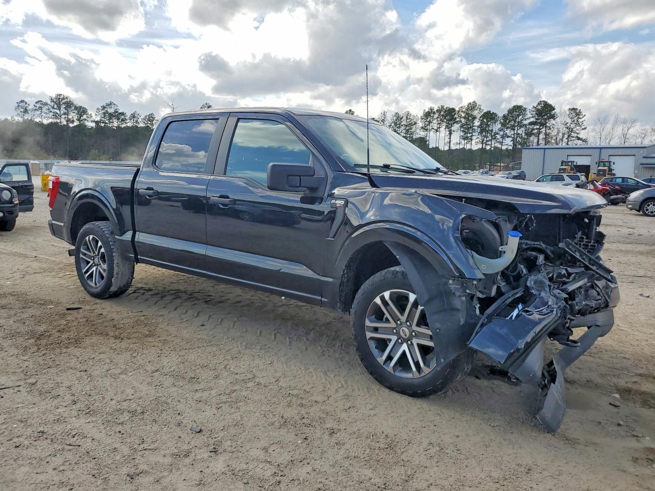 2021 Ford F150 Supercrew - Фото 4