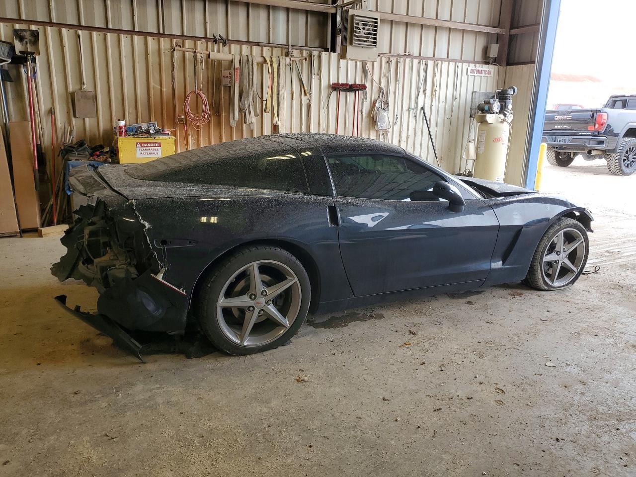 2013 Chevrolet Corvette - Фото 3