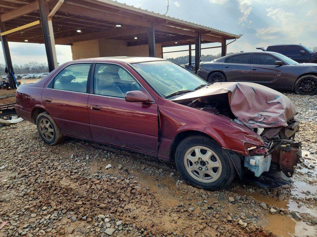 1999 Toyota Camry Le - Фото 4