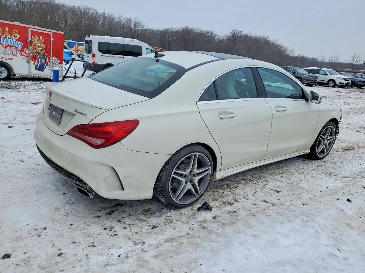 2015 Mercedes-Benz Cla 250 4Matic - Image 3