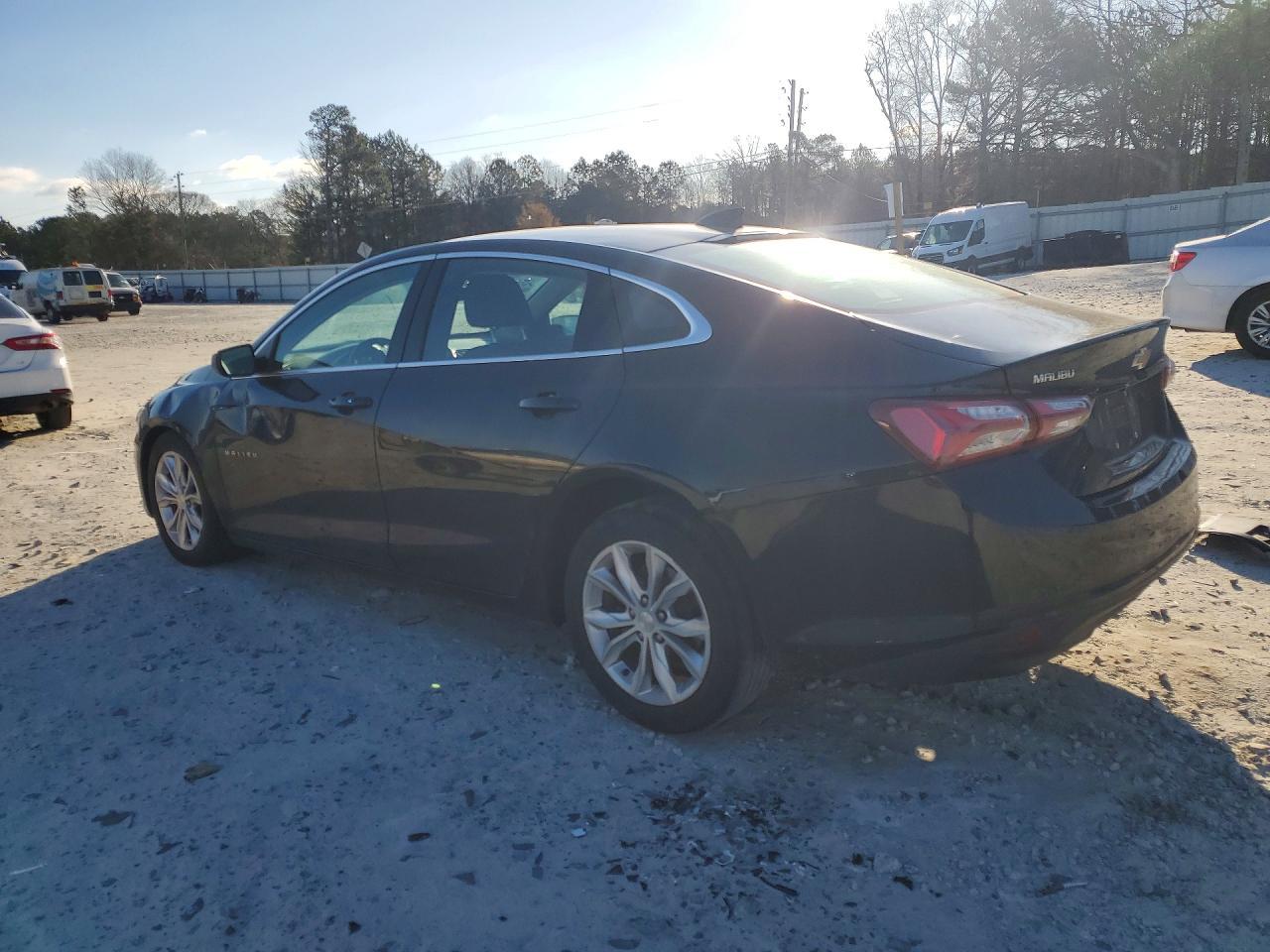 2020 Chevrolet Malibu Lt - Фото 2