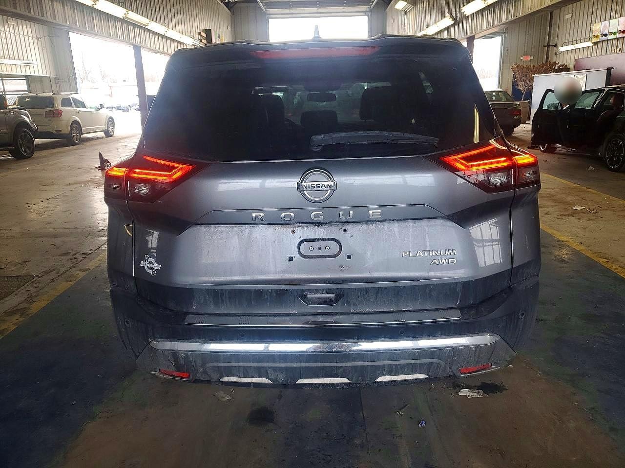 2021 Nissan Rogue Platinum - Фото 6