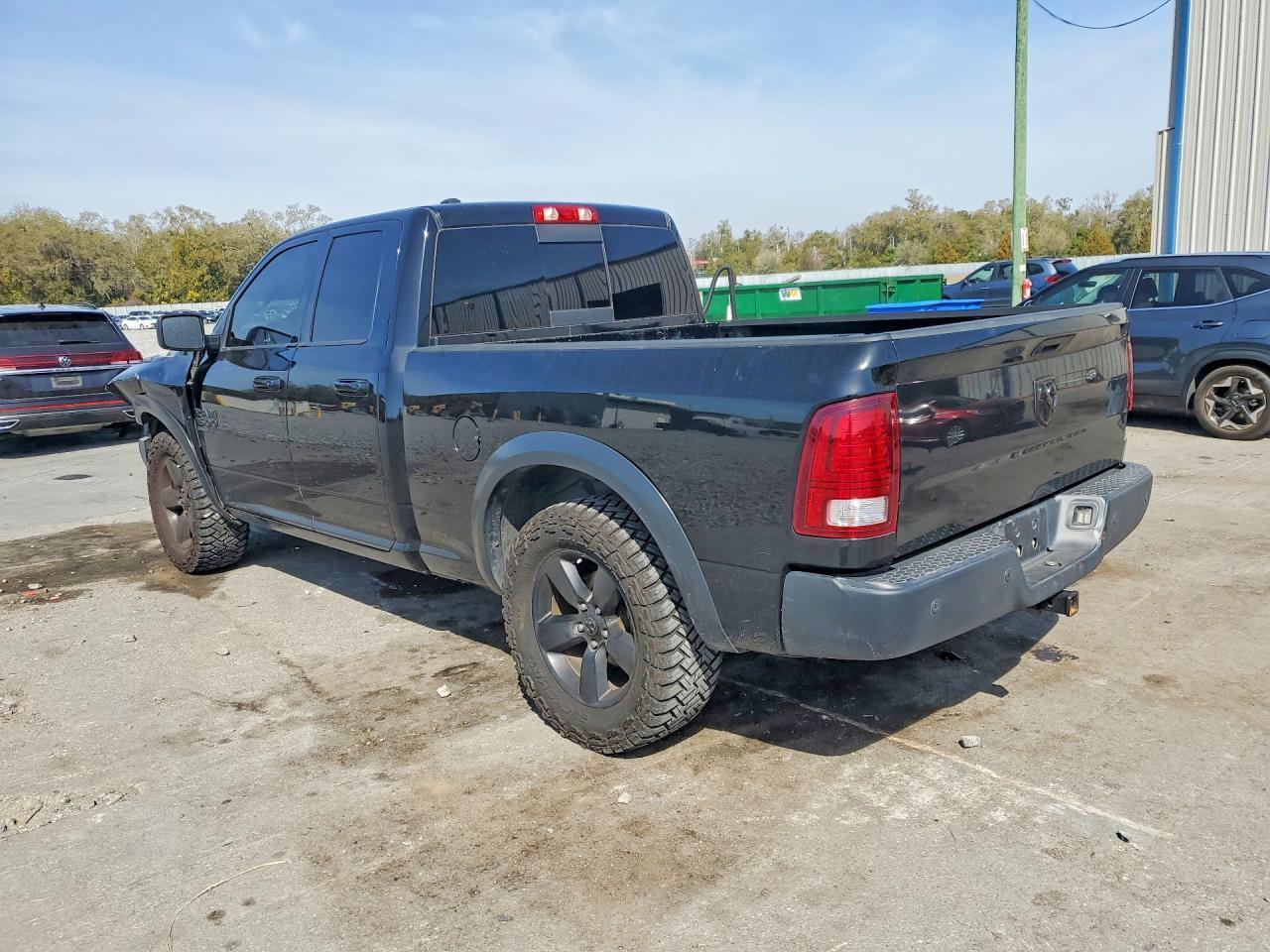 2019 Ram 1500 Classic Slt - Фото 2