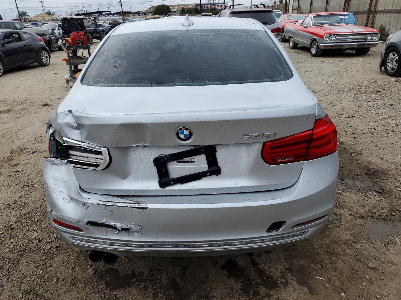 2018 BMW 330 I - Фото 6