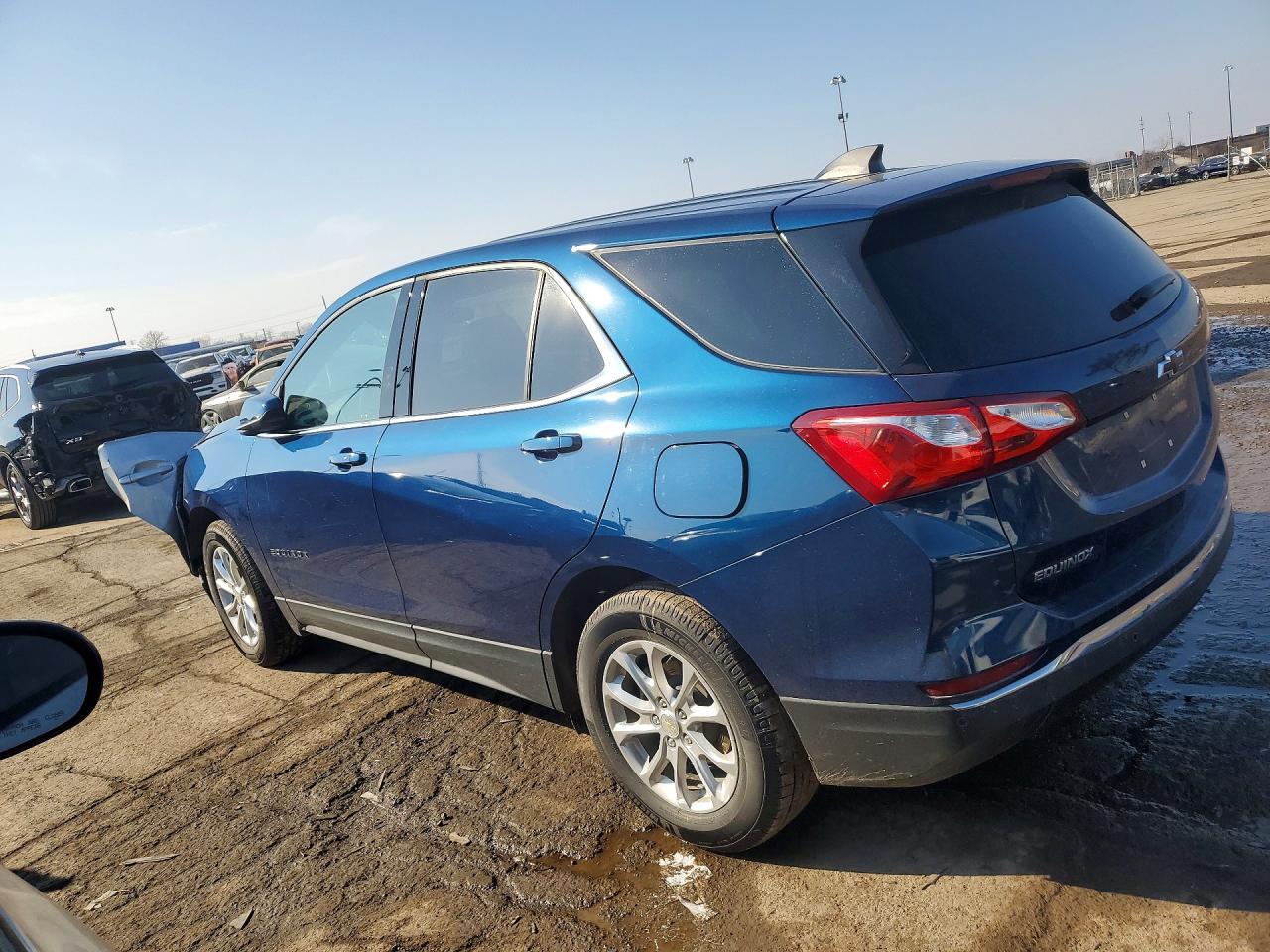 2020 Chevrolet Equinox Lt - Фото 2