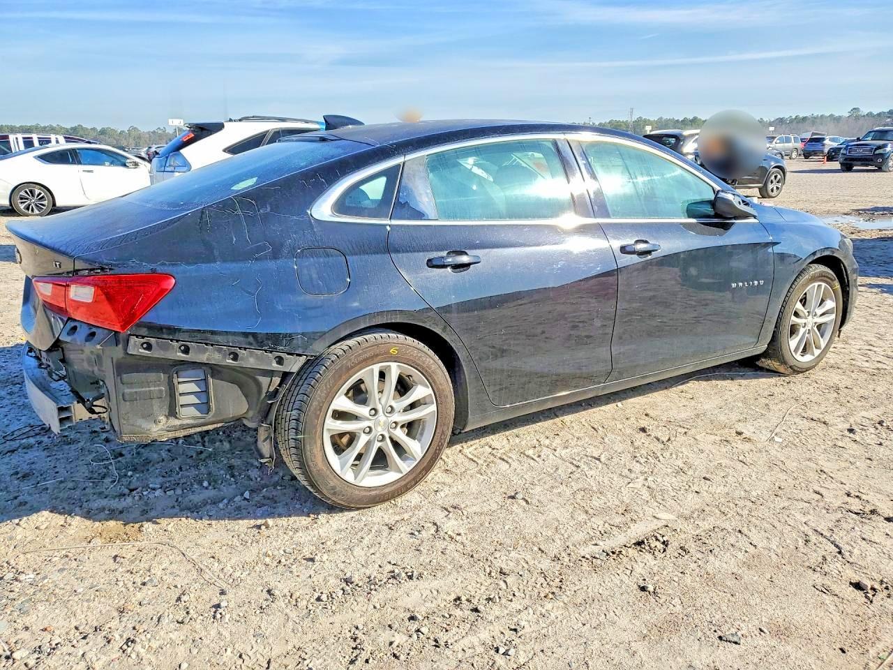 2017 Chevrolet Malibu Lt - Фото 3