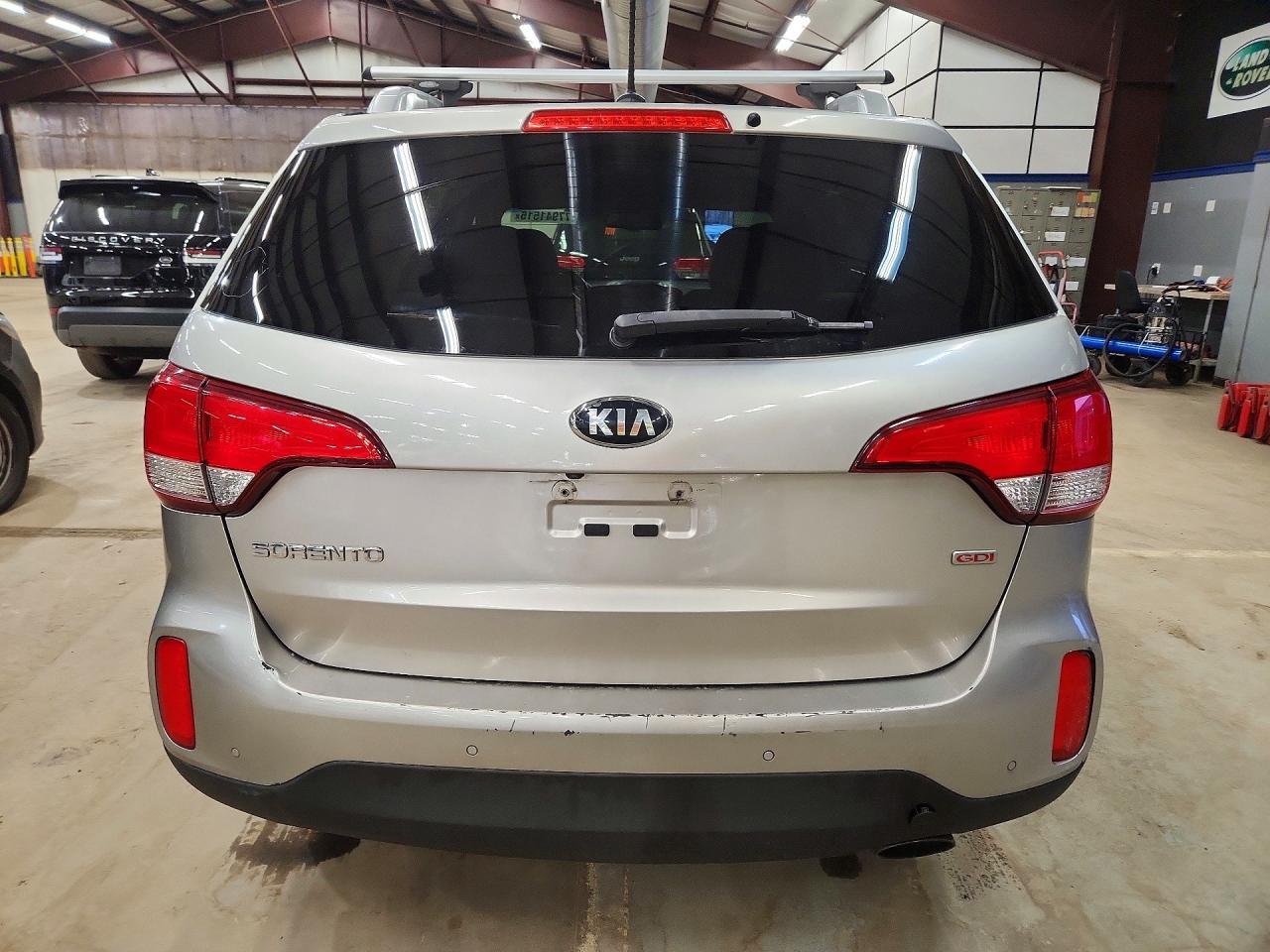 2015 Kia Sorento Lx - Фото 6