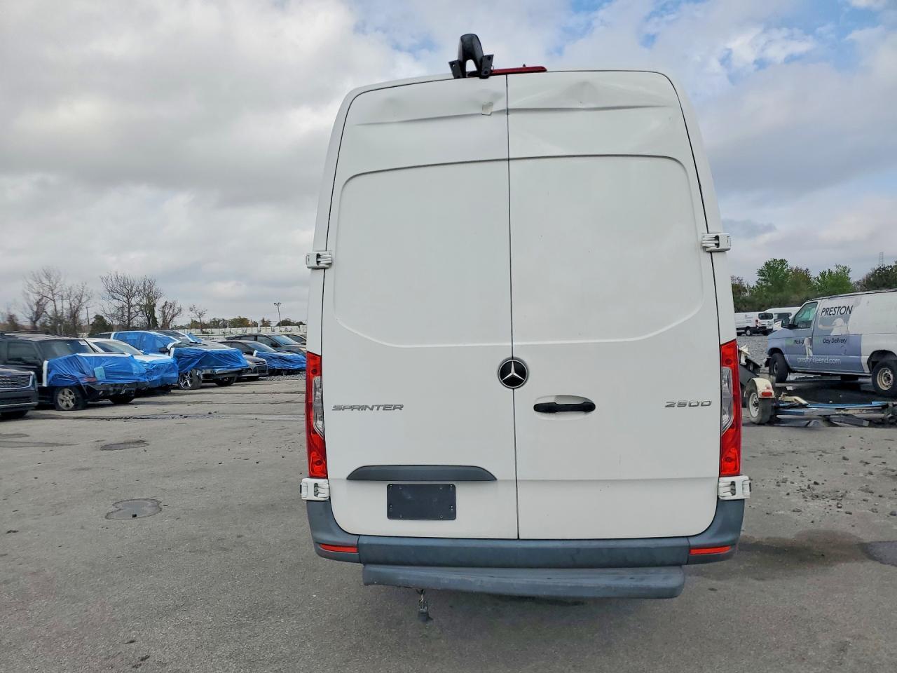 2021 Mercedes-Benz Sprinter 2500 - Фото 6